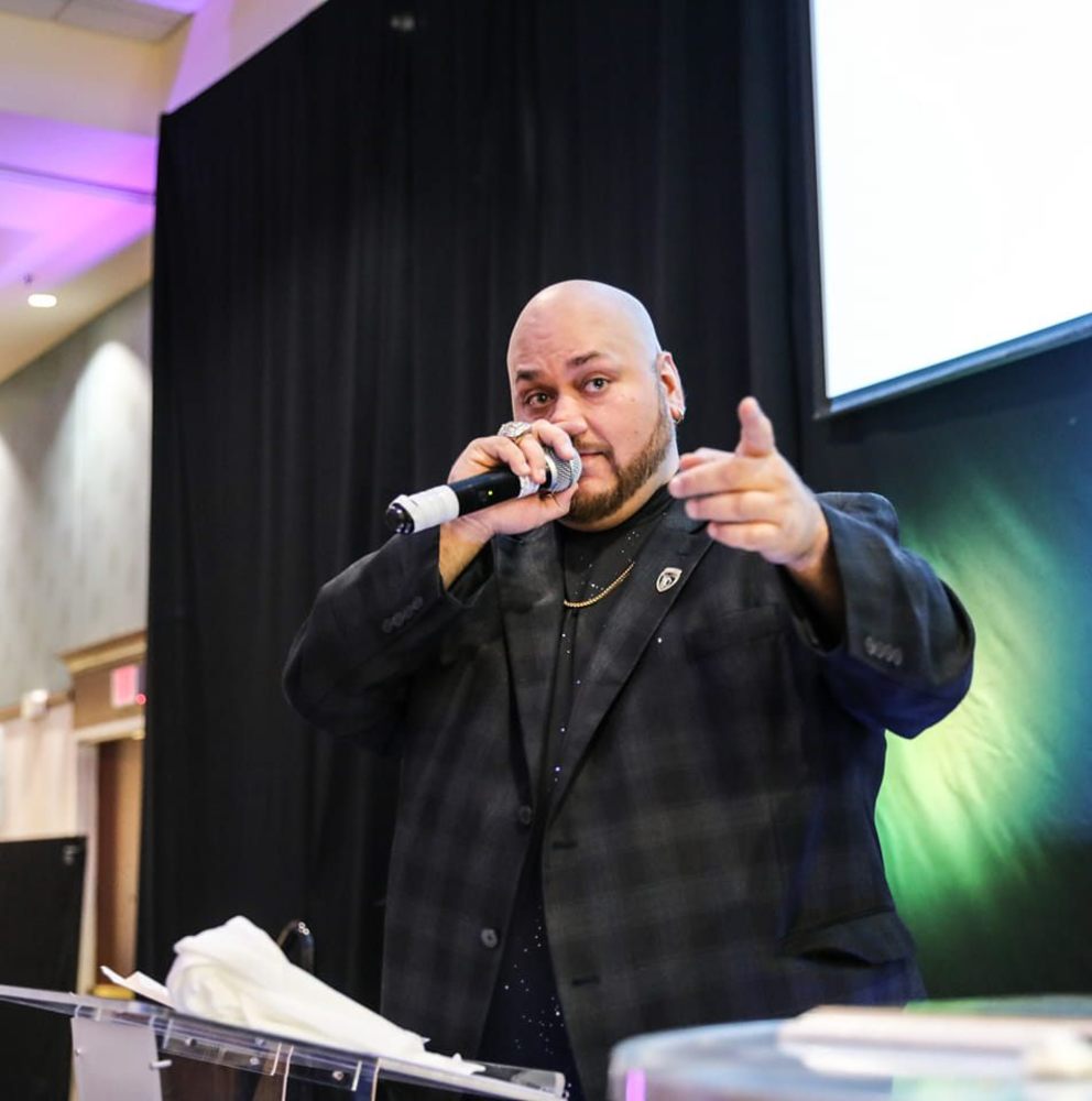 Meet your Posher, Lenny